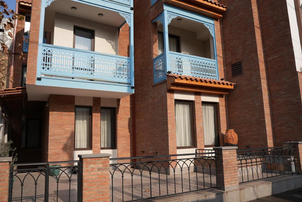 Hotel Embassy Tbilissi Extérieur photo