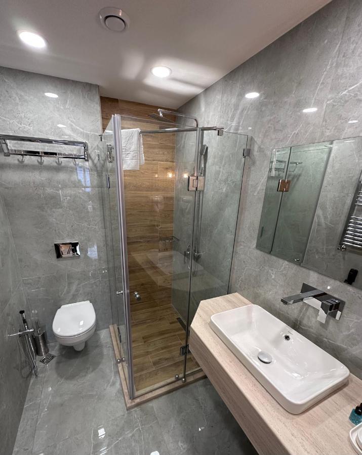 Hotel Embassy Tbilissi Extérieur photo