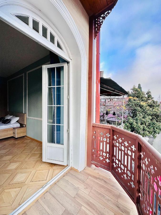 Hotel Embassy Tbilissi Extérieur photo
