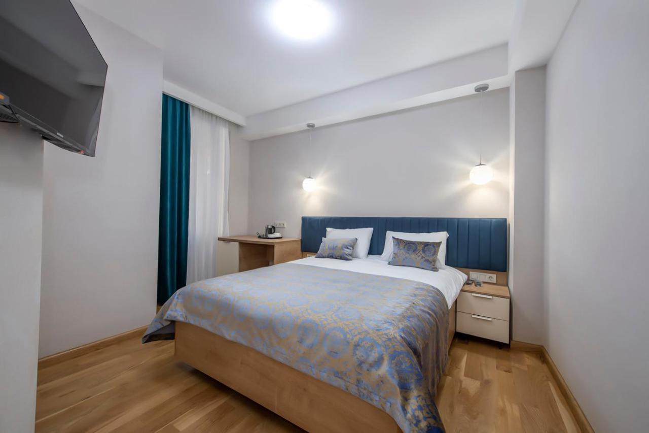 Hotel Embassy Tbilissi Extérieur photo